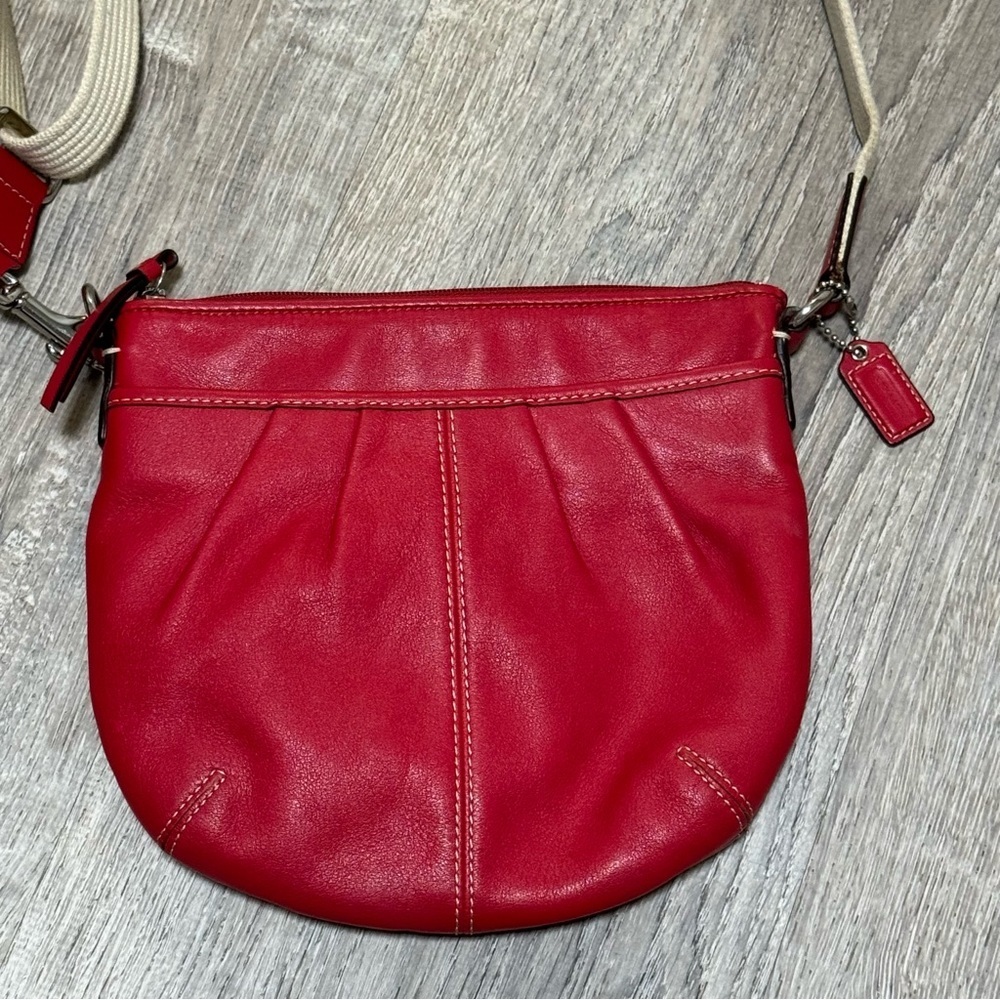 COACH Leather Ashley Pleated Swing-Pack Crossbody Handbag Red - Picture 2 of 13